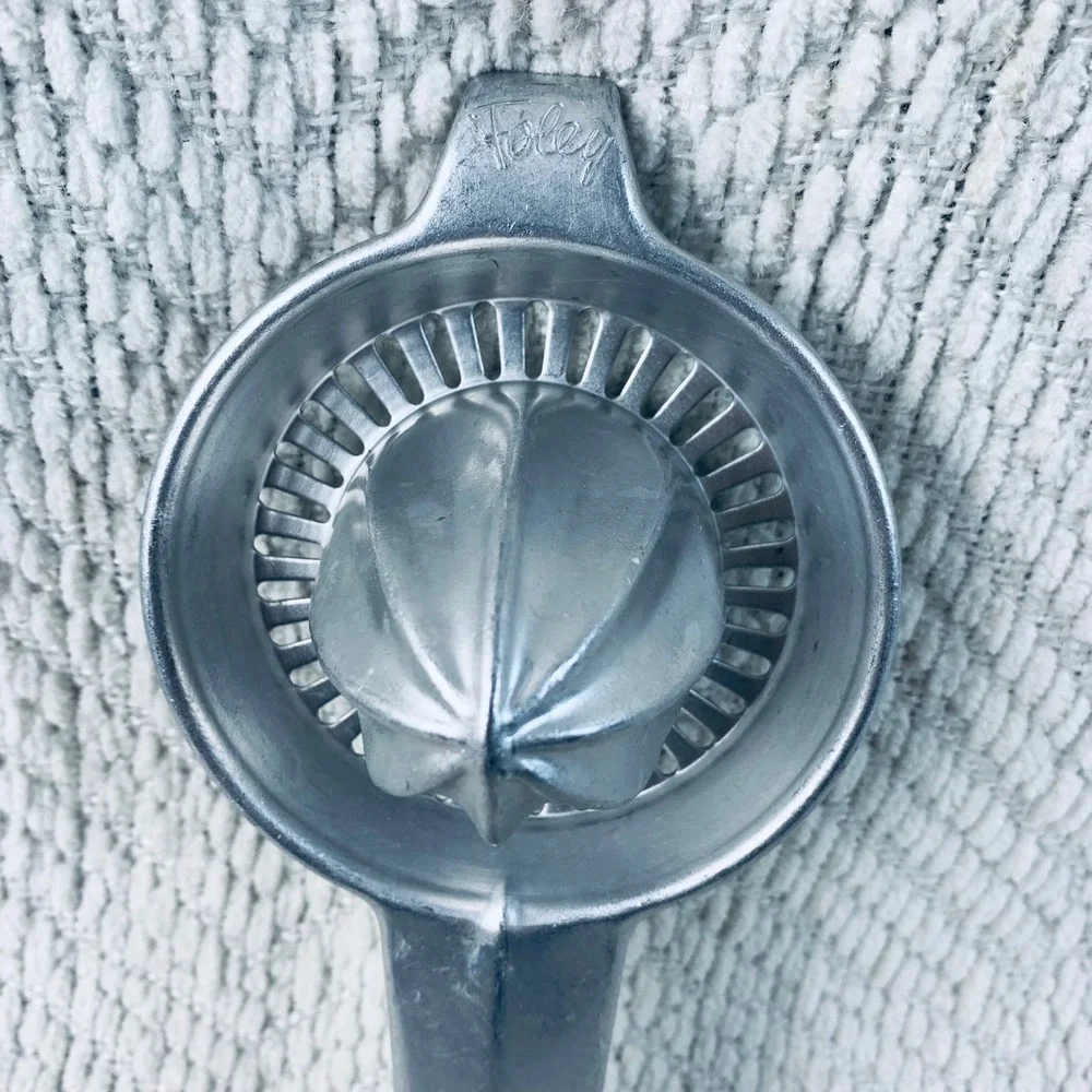 Foley Hand Juicer Unisex OS Silver Vintage Aluminum Manual‎ Citrus Reamer Tool
